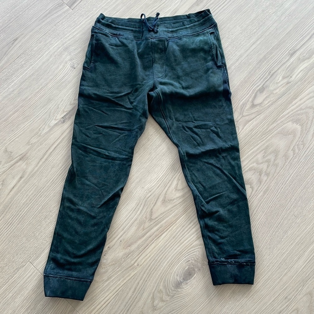 Cotton Cititzen - size large - black tie dye sweater pants